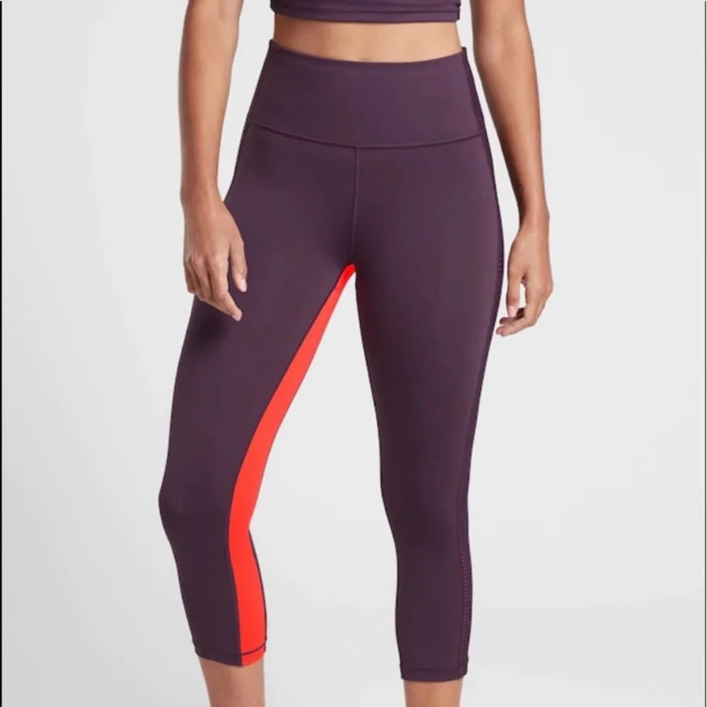 Athleta‎ HIIT IT Mesh Capri Legging in Agate Purple
